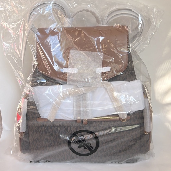 MK Brown & Gold Logo-print canvas Large Backpack 🎒, NWT - Picture 5 of 6